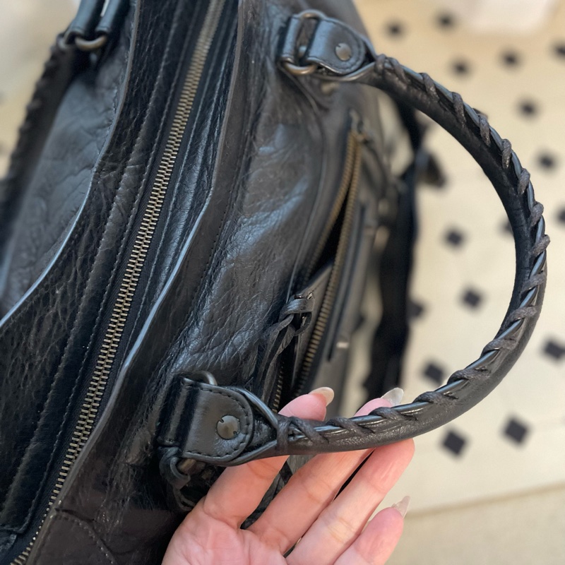 Balenciaga 黑色機車包-5