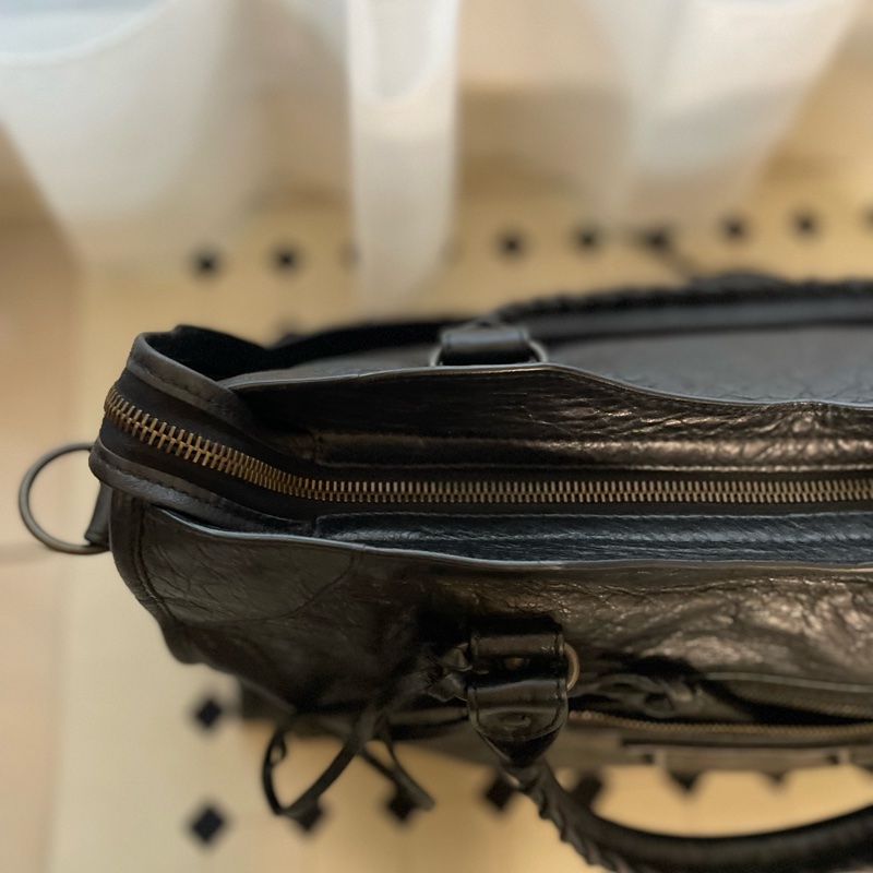 Balenciaga 黑色機車包-10