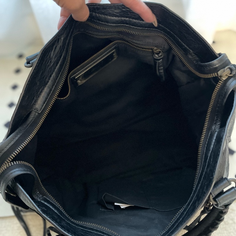 Balenciaga 黑色機車包-12