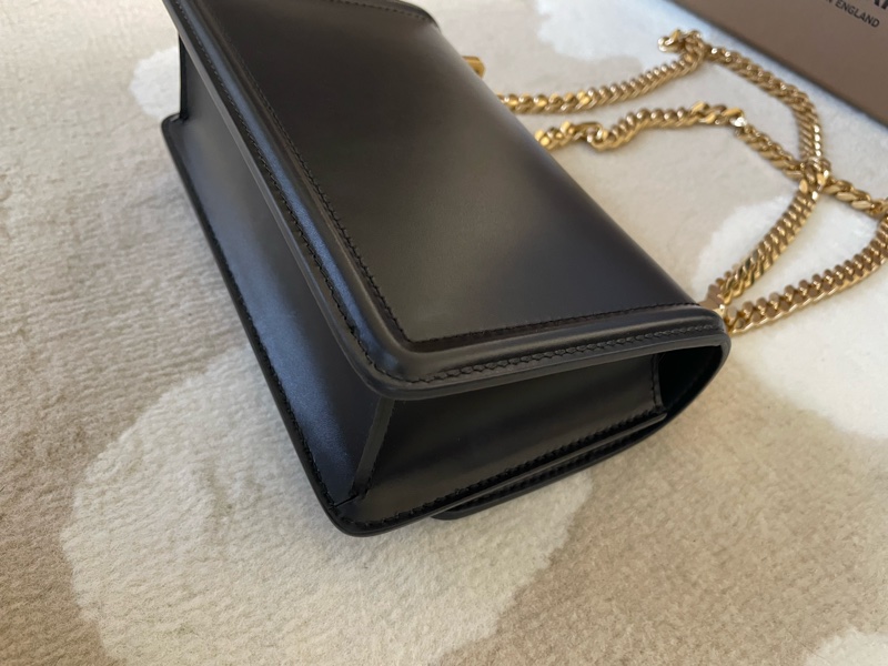 Burberry tb mini 黑色相機包-8