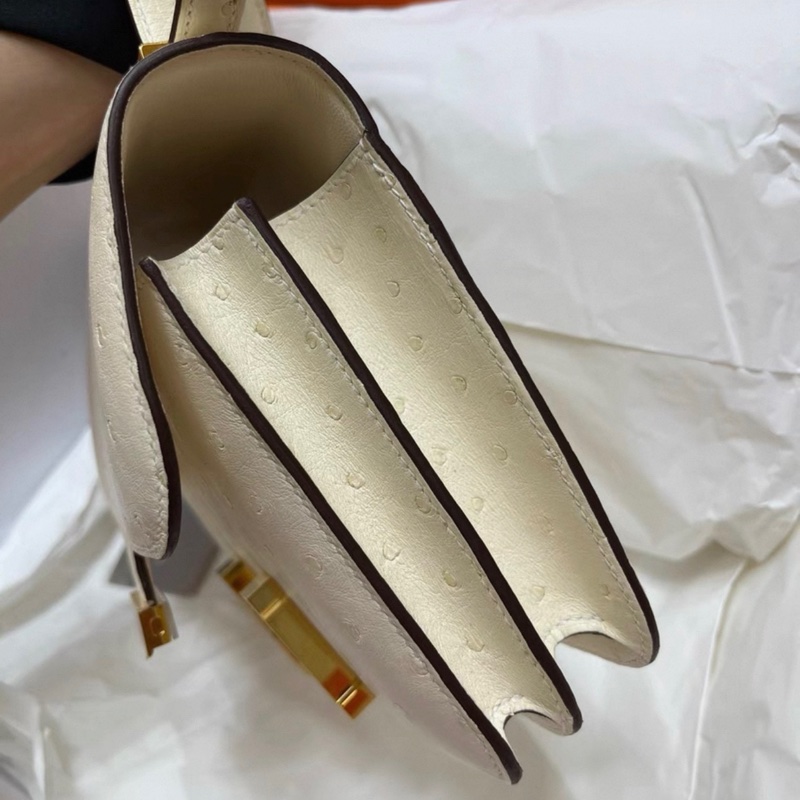 Hermes mini Constance 19 奶油白 鴕鳥皮 金扣 W刻 單肩包 鏡子也在 內里乾淨-2