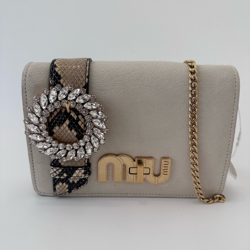MiuMiu/繆繆MiuLady系列太陽花白色牛皮拼蛇皮水鑽鏈條斜挎包底長20。-0