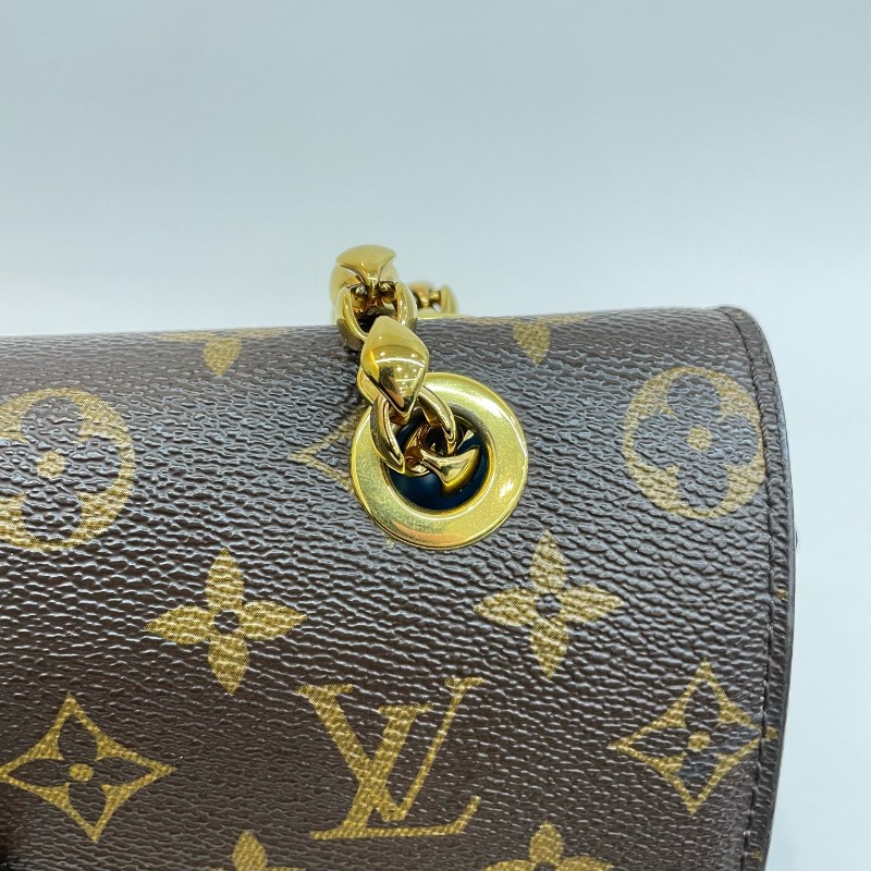 Louis Vuitton/路易威登老花拼黑色配皮維多利亞鏈條單肩斜挎包。-10