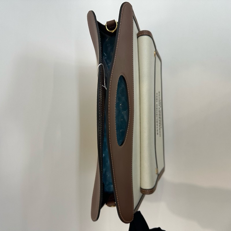 Burberry/巴寶莉格紋棕色帆布口袋斜挎包。-4