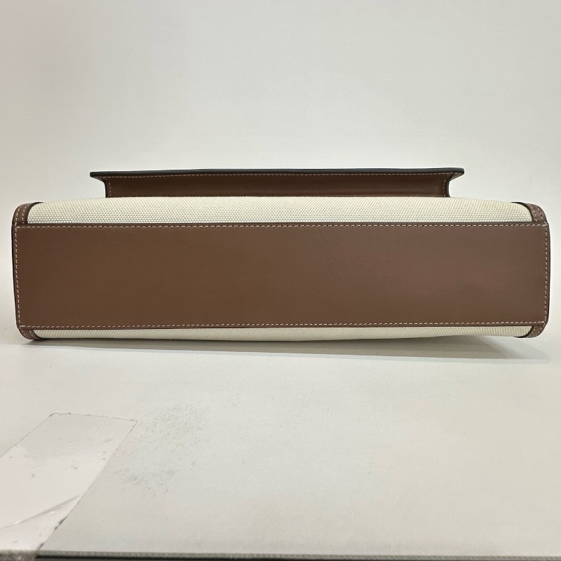 Burberry/巴寶莉格紋棕色帆布口袋斜挎包。-7