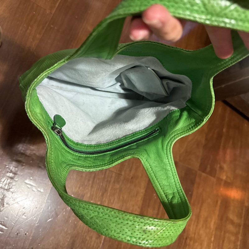 BV綠色二手編織手提袋-4