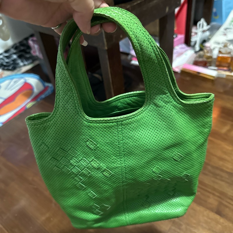 BV綠色二手編織手提袋-5