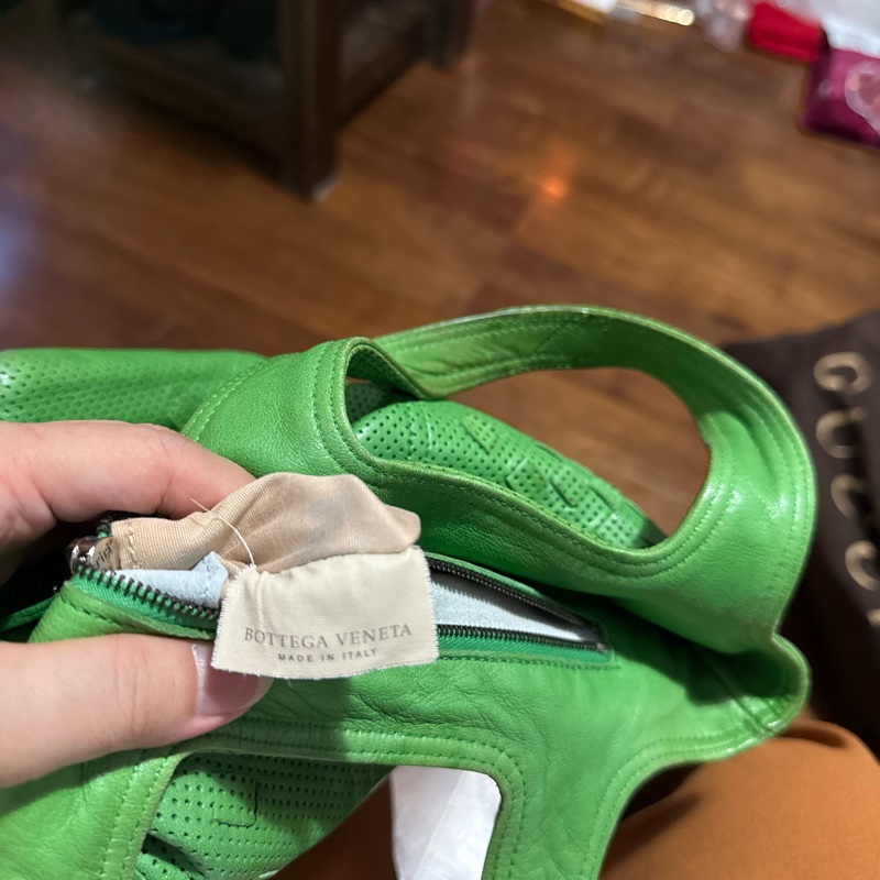 BV綠色二手編織手提袋-12