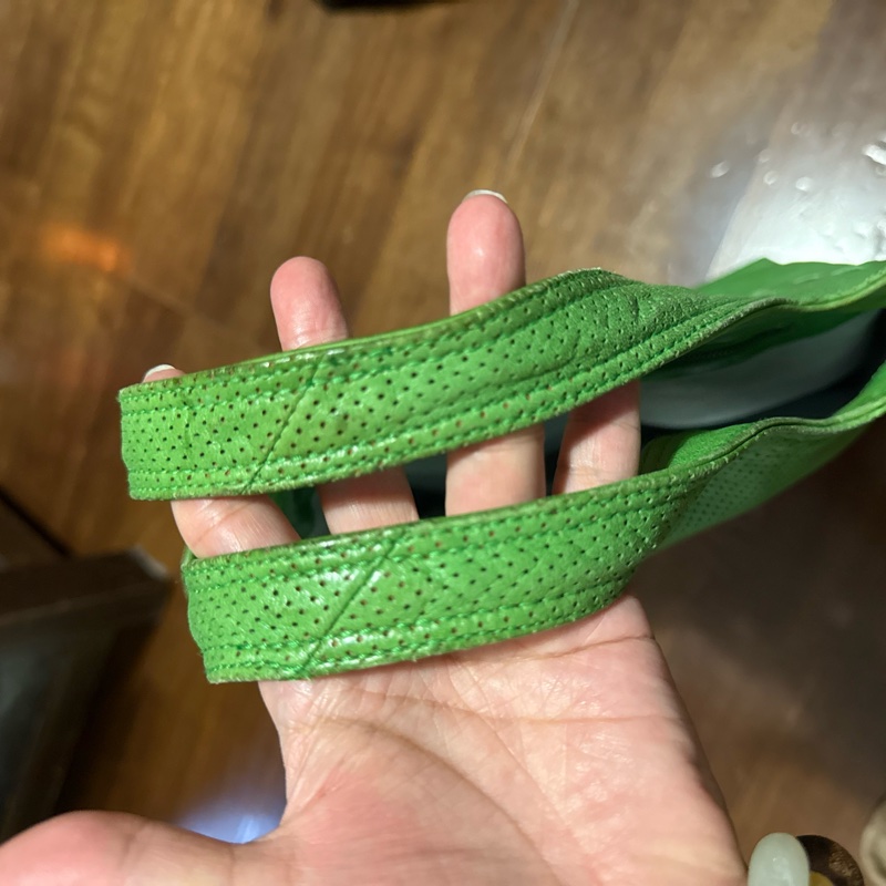 BV綠色二手編織手提袋-14