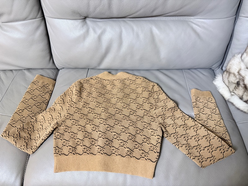 ❤️雙11優惠~11/25止❤️ FENDI經典短板針織上衣-咖色-6