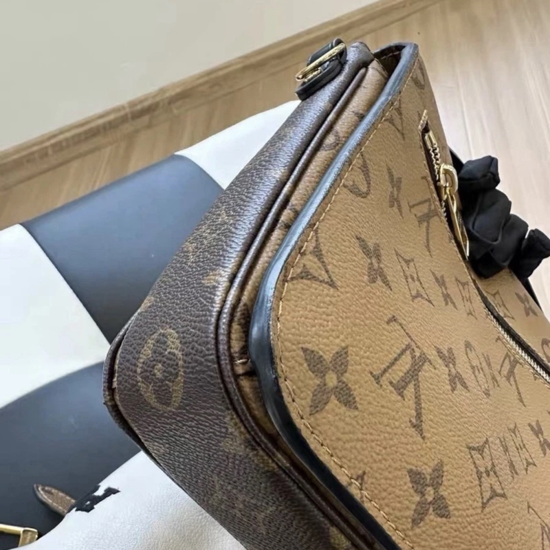 lv路易威登 Pochette Metis MM M41465 Monogram 帆布手拿包，棕色-7