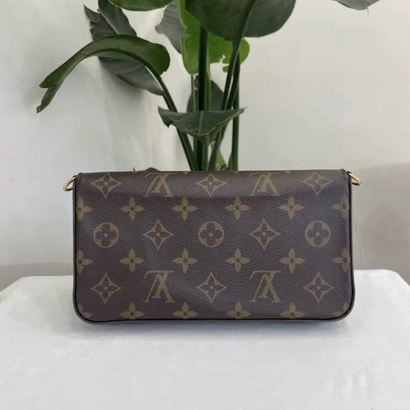 Louis Vuitton LV Empreinte Pochette Felicie 鏈條錢包包 單肩包-1