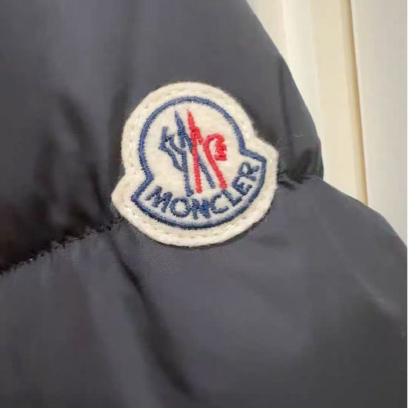 Moncler羽絨衣5碼 98新-3