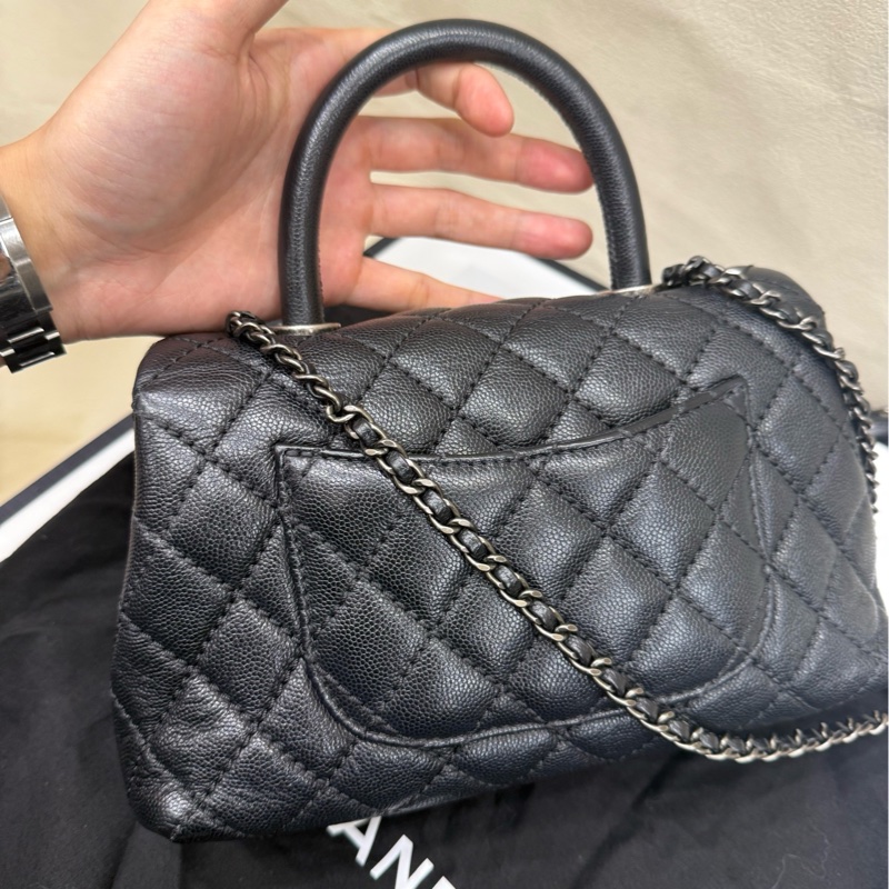 Chanel 黑银Coco handle 牛皮荔枝小号 22开有卡-4