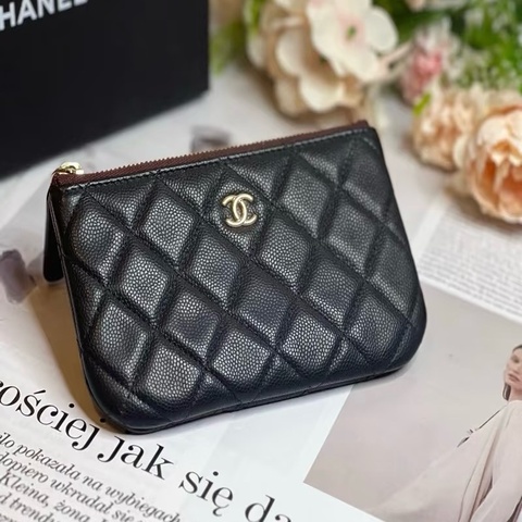 Chanel 拉鍊一字錢包