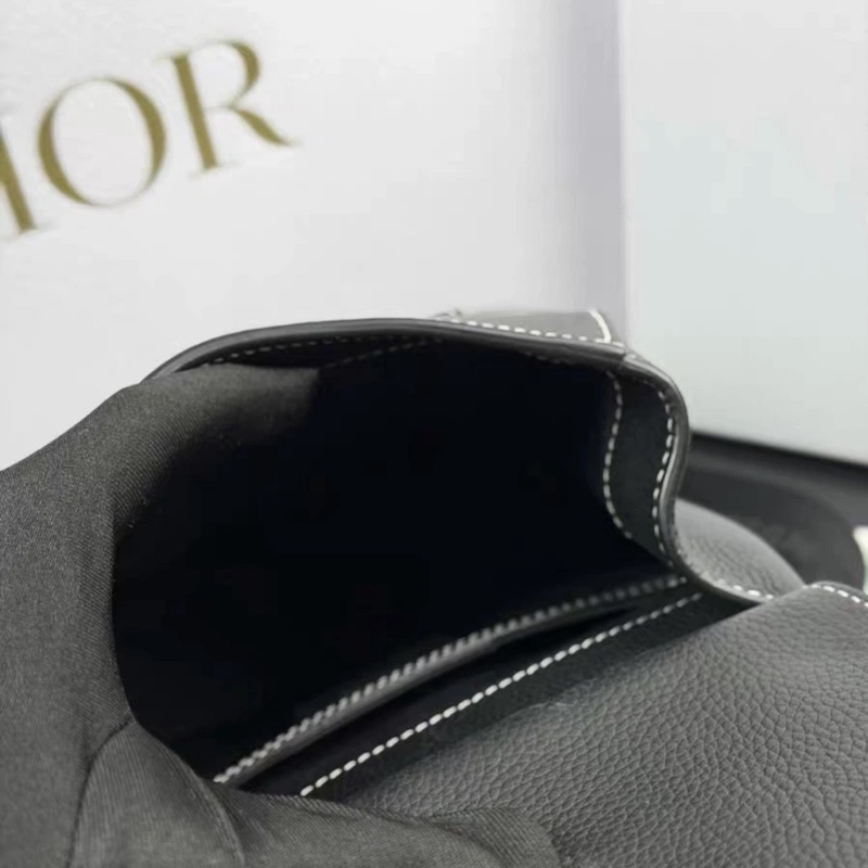 Christian Dior Gallop 斜挎包，黑色皮革單肩包-4