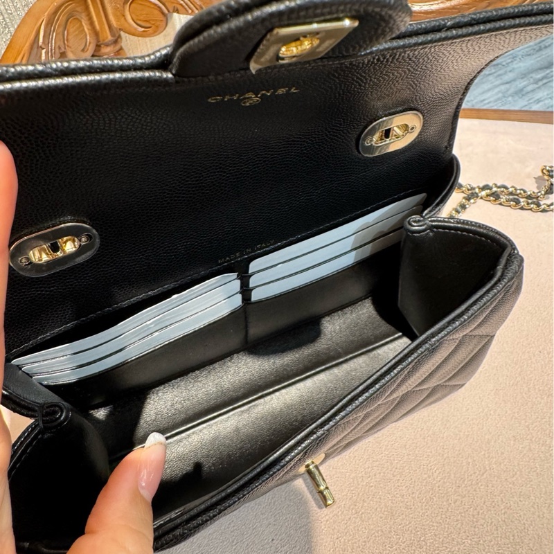 Chanel 25S荔枝牛皮手柄CF 尺寸 19×12×6.5-9