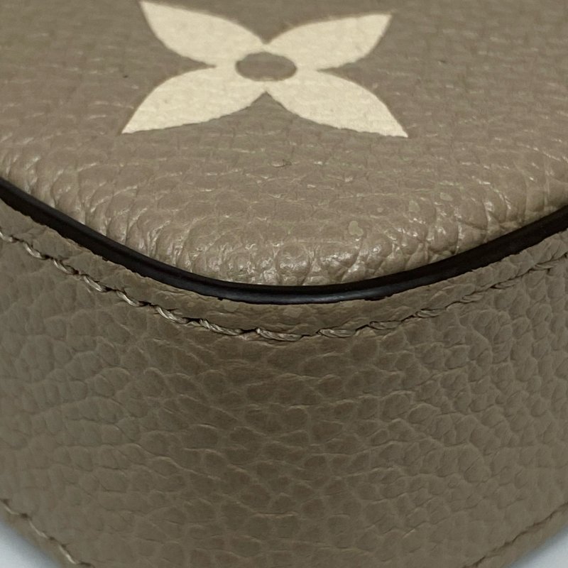 △ Louis Vuitton 路易威 Pochette Felicie Beige Empreinte Calfskin Monogram Chain Cross-body Bag M69977 淺褐色壓花牛皮花紋鏈條斜背袋 M69977 -257021458-10