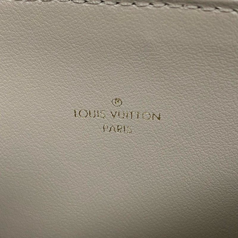 △ Louis Vuitton 路易威 Pochette Felicie Beige Empreinte Calfskin Monogram Chain Cross-body Bag M69977 淺褐色壓花牛皮花紋鏈條斜背袋 M69977 -257021458-23