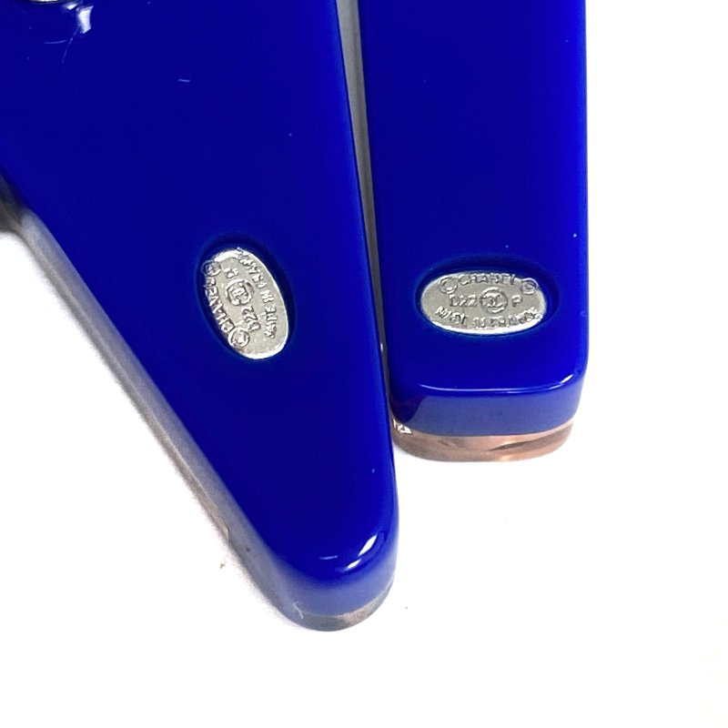 ☆ Chanel 香奈兒 Blue Resin Mic Guitar Brooch D22P 藍色樹脂麥克風吉他胸針 D22P - 257021395-6