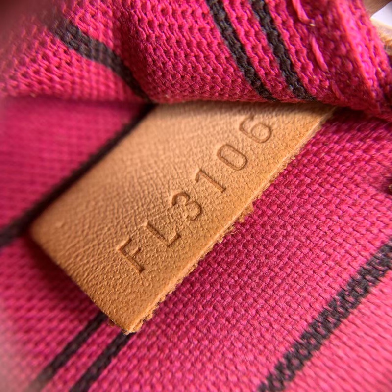 二手 lv neverfull 大號老花，包口手柄內里發黑磨損，包有異味-6