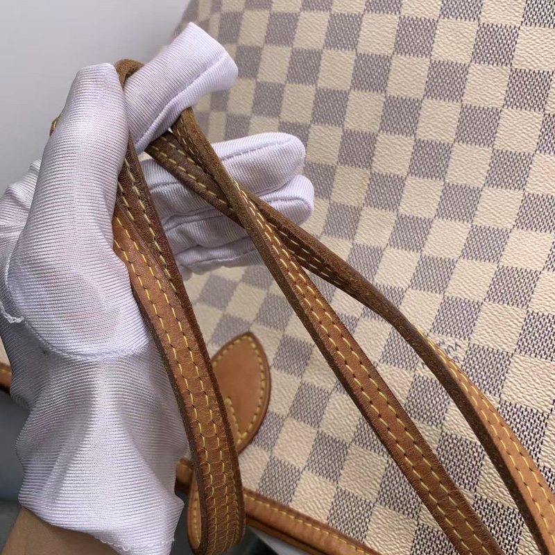 二手 lv neverfull 中號白棋盤格，包口手柄內里發黑磨損，包有異味-6