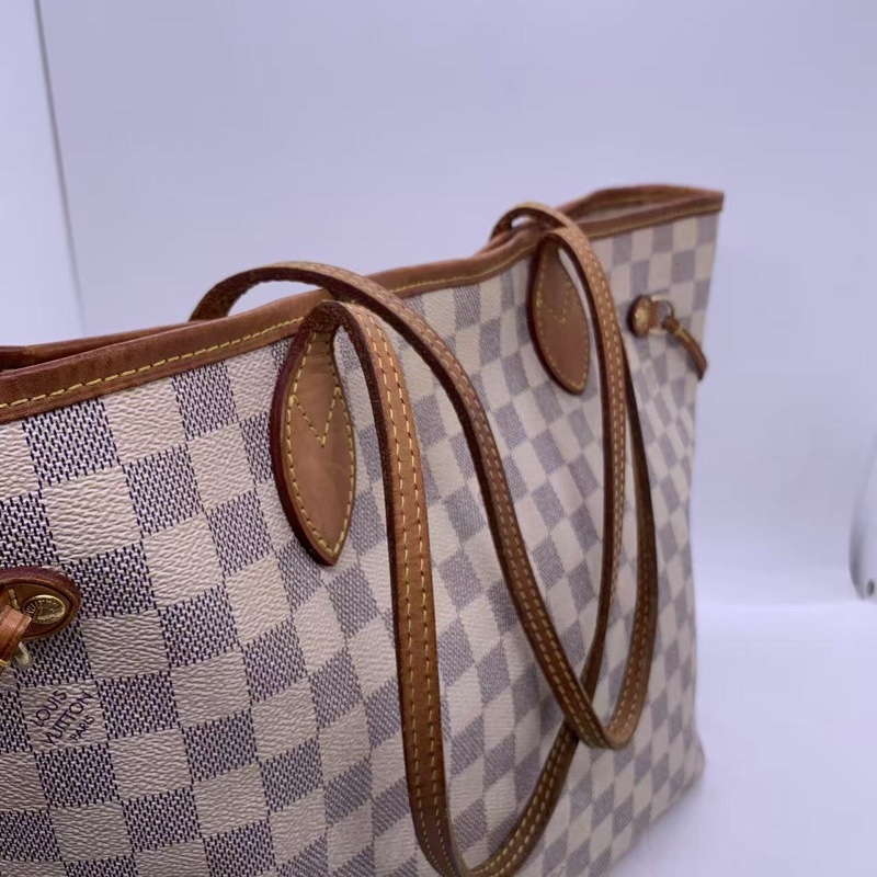二手 lv neverfull 中號白棋盤格，包口手柄內里發黑磨損，包有異味-12
