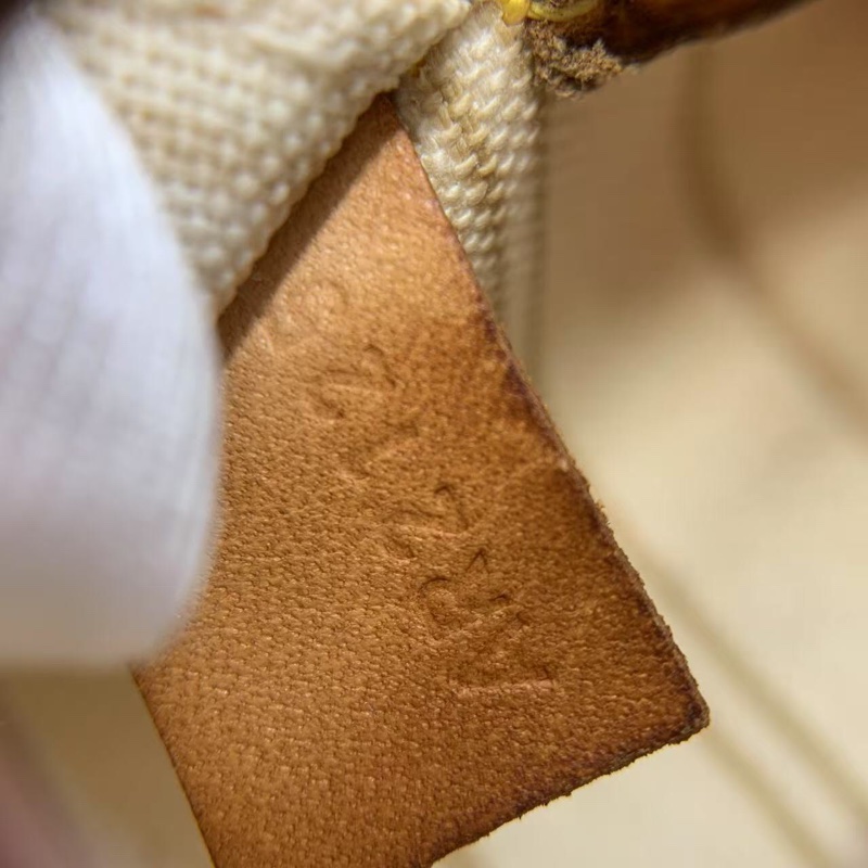 二手 lv neverfull 中號白棋盤格，包口手柄內里發黑磨損，包有異味-7