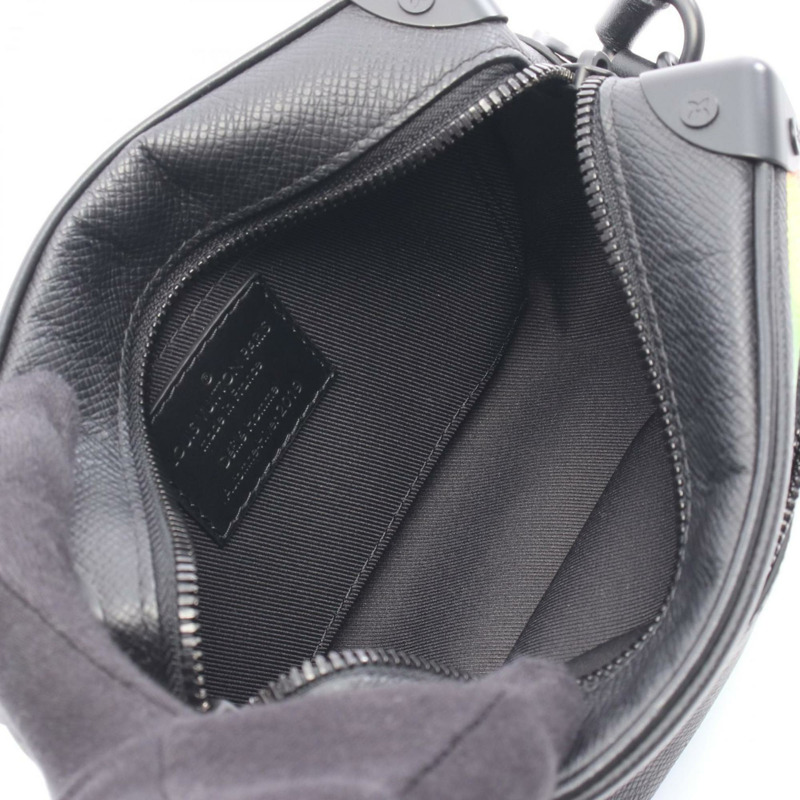 路易威登迷你軟箱肩背包,Taiga皮革,男士,黑色,多色,M30351-2