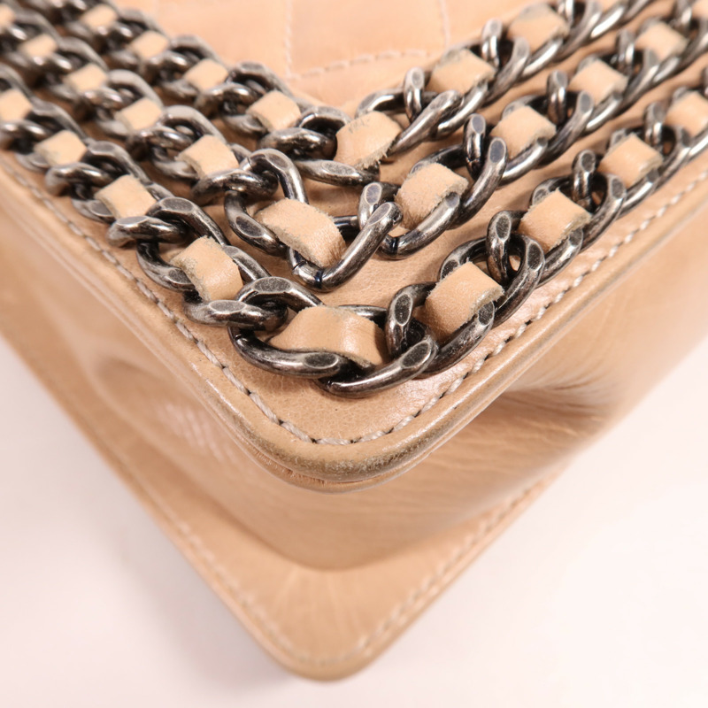 CHANEL 牛皮皮革Boy Chanel銀扣肩背袋-8