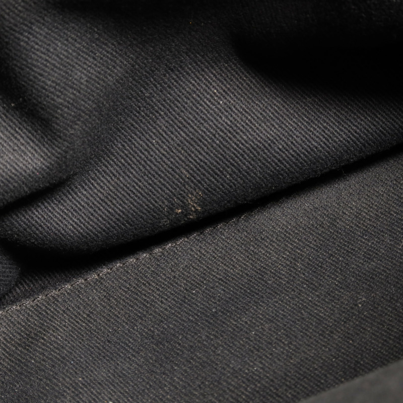 CHANEL 牛皮皮革Tote Bag金扣肩背袋-15