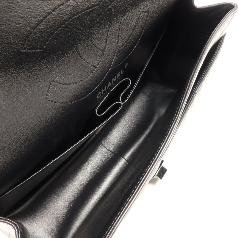 CHANEL 牛皮皮革Mini 2.55 So Black鏈帶肩背袋-9
