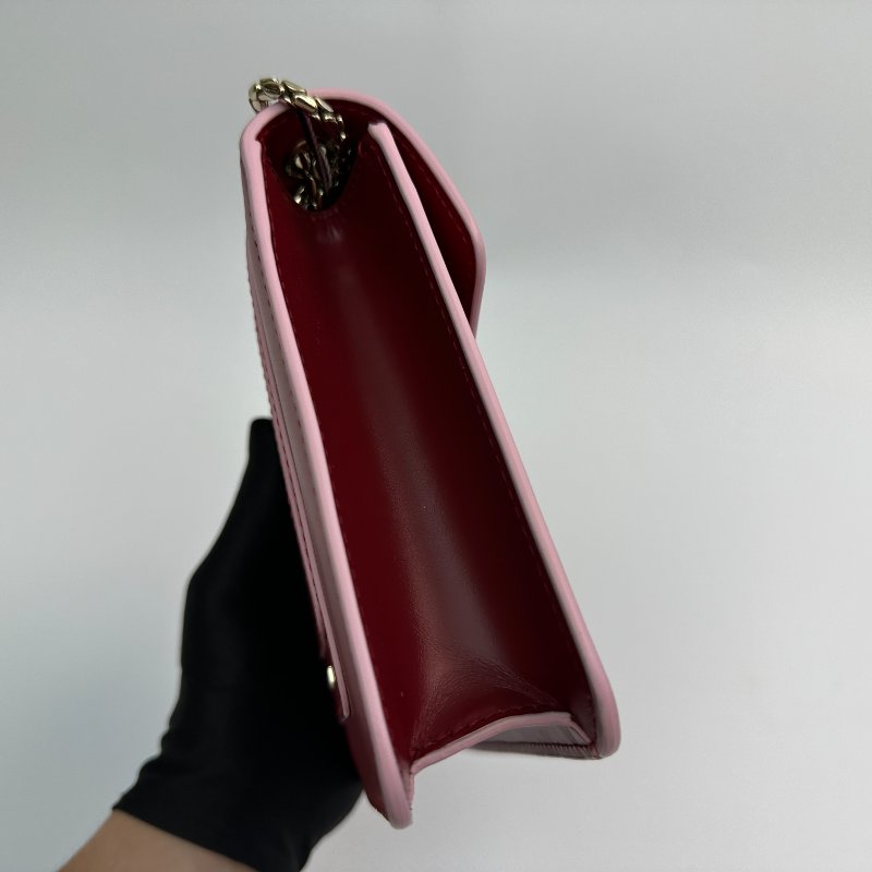 寶格麗 Serpenti Forever 系列蛇頭皮革鏈條斜背包 紅色-3