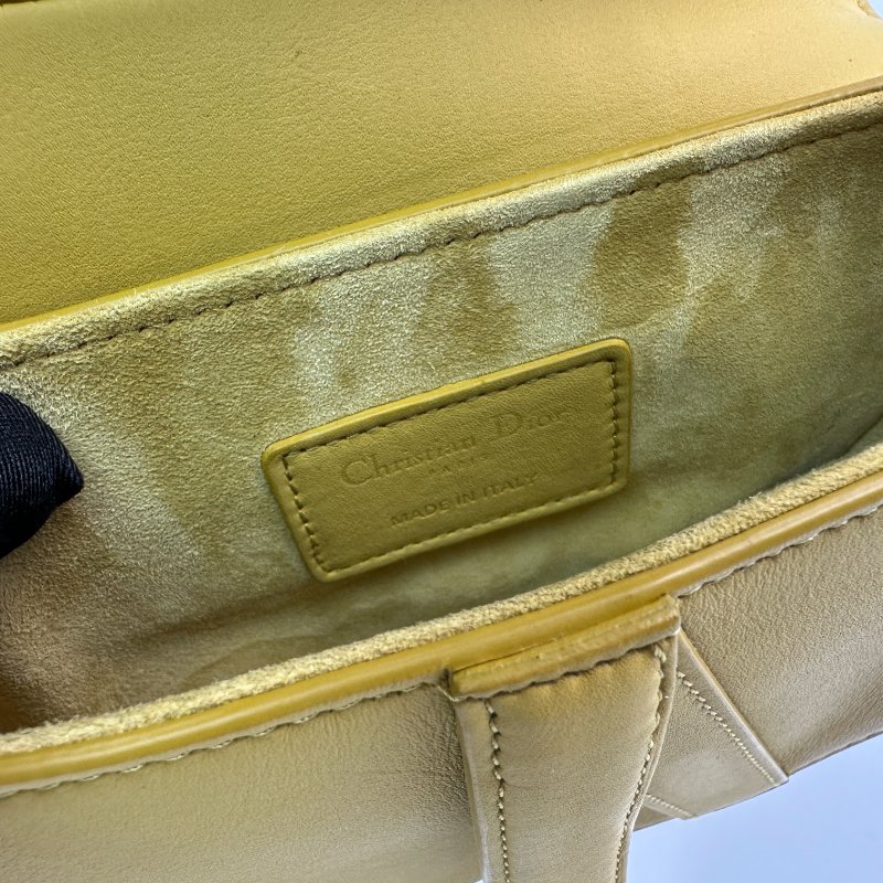 DIOR芥末色小牛皮馬鞍形斜背包-6
