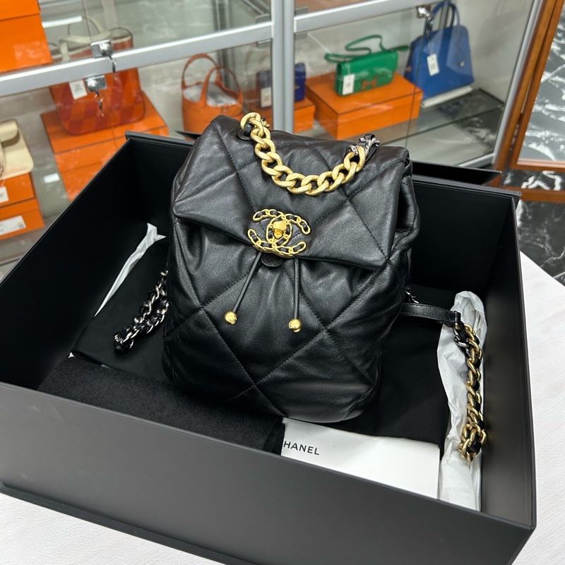 Chanel 24C 黑金19Bag雙肩包 芯片 尺寸約22*26 附件毛氈、塵袋-0