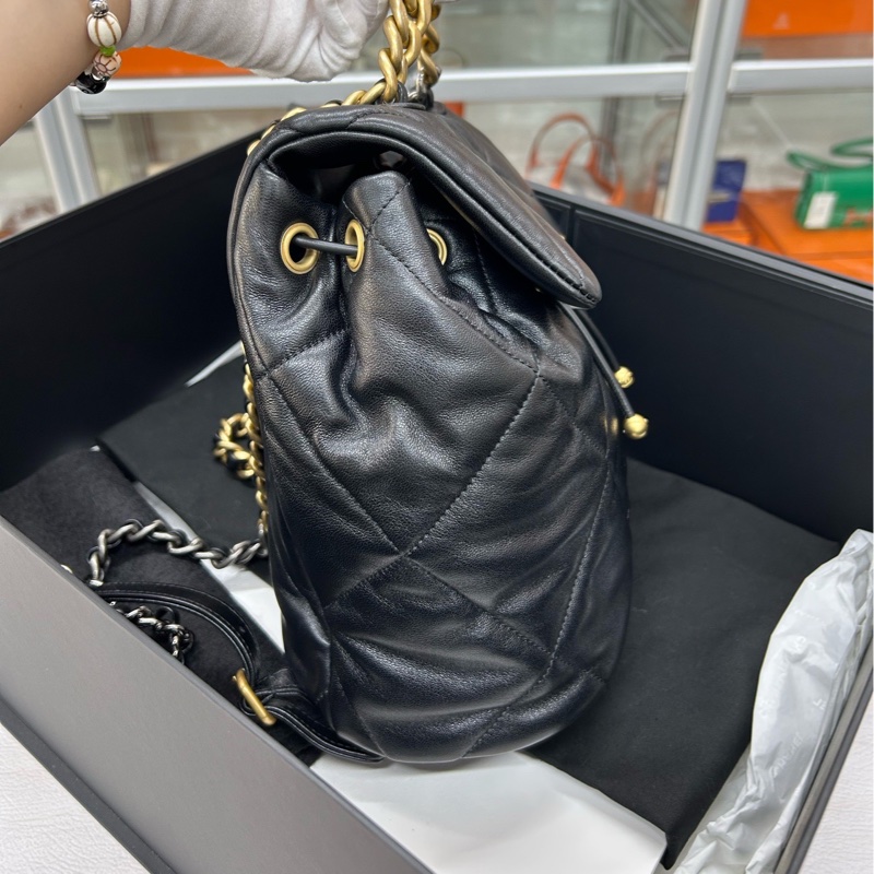 Chanel 24C 黑金19Bag雙肩包 芯片 尺寸約22*26 附件毛氈、塵袋-2