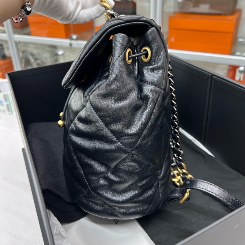 Chanel 24C 黑金19Bag雙肩包 芯片 尺寸約22*26 附件毛氈、塵袋-3