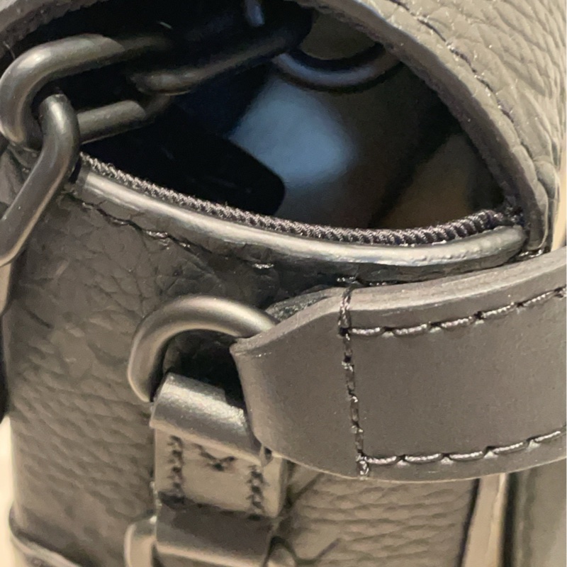 LV Steamer黑色壓紋小盒子 尺寸約18*11-12