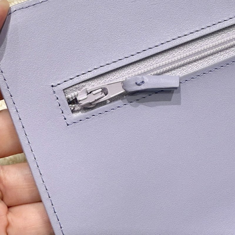 CHANEL - 薰衣草紫荔枝皮淡金釦WOC-12