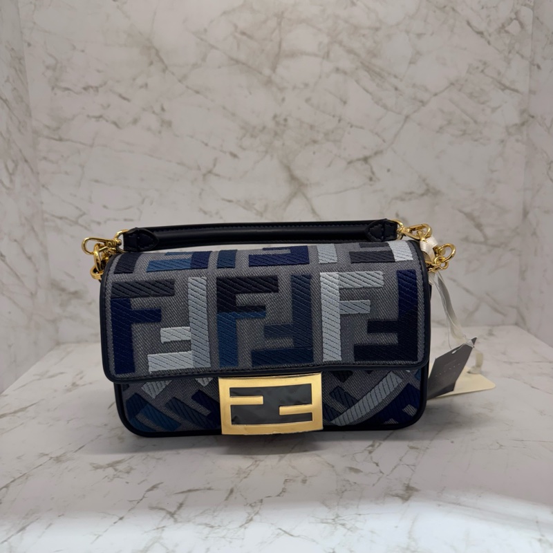 fendi 迷你Baguette 兩用包藍-0