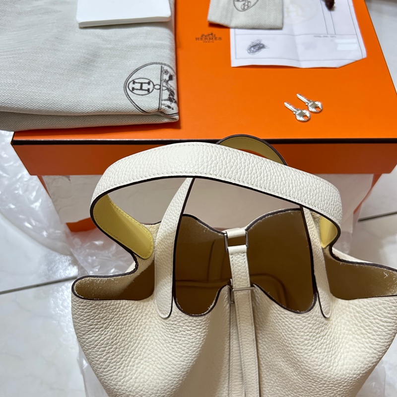 Hermes Picotin 22/ P22 菜籃子 Nata奶油白銀扣 拼內手柄 Jaune Poussin小雞黃/ Clemence leather/ Stamp Y-6