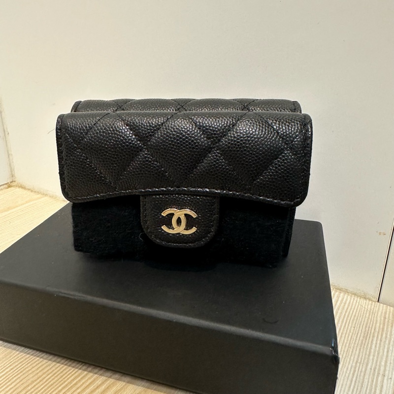 全新 CHANEL 三折短夾 雙層 有零錢包-0