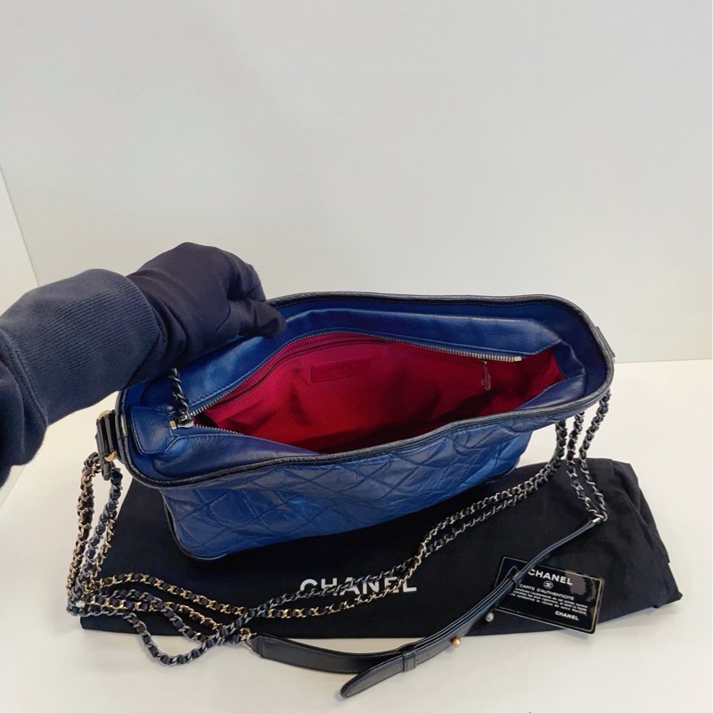 【98+新🆕】Chanel 藍拼黑 流浪 maxi 機場包 斜挎包 單肩包-6