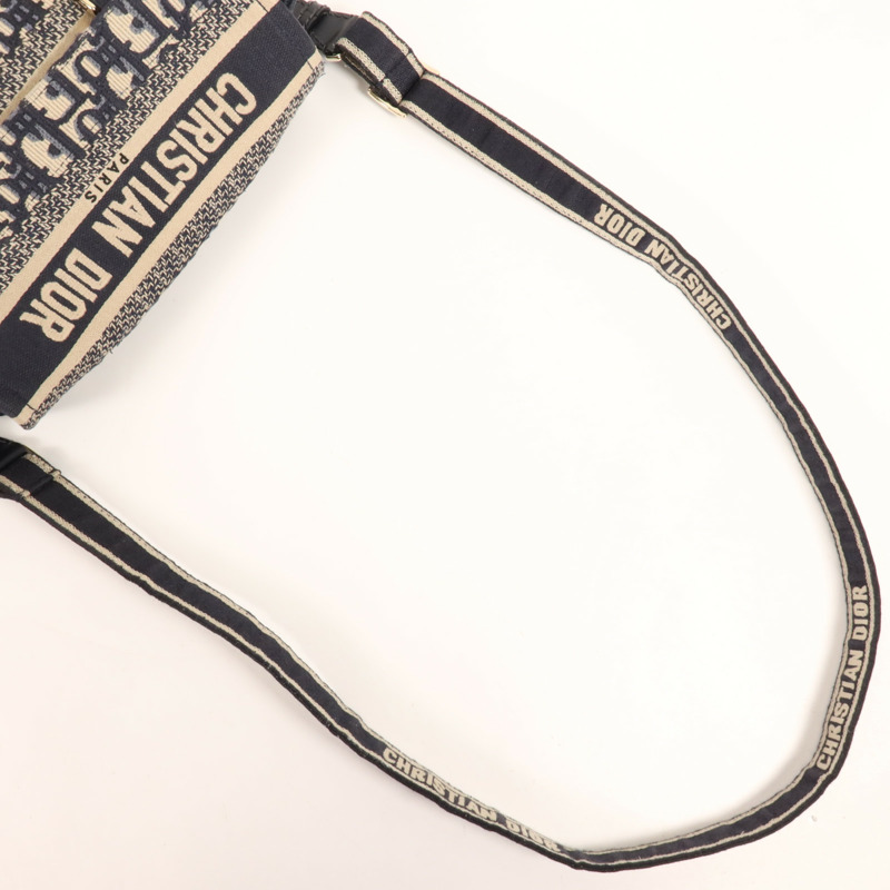 Dior 帆布Diorcamp金扣肩背袋-4
