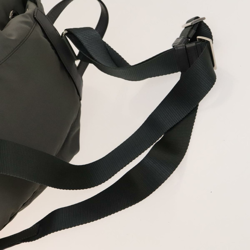 【日本直送】PRADA 雙肩包 尼龍 灰色 銀色 正品 yk19217-7
