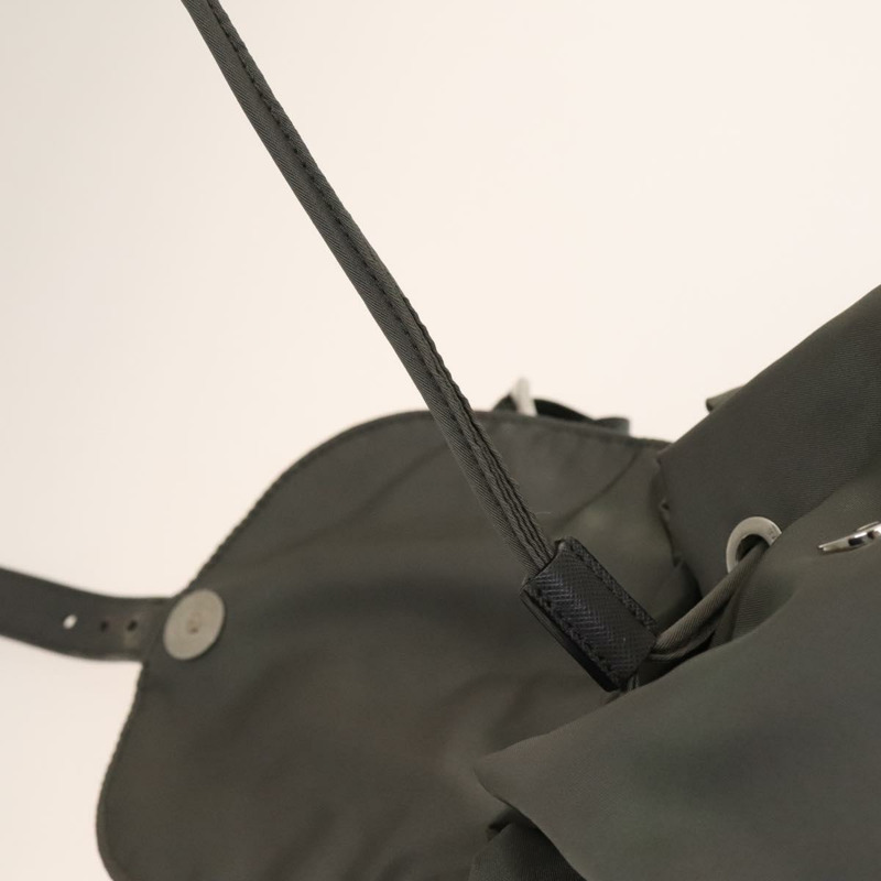 【日本直送】PRADA 雙肩包 尼龍 灰色 銀色 正品 yk19217-20