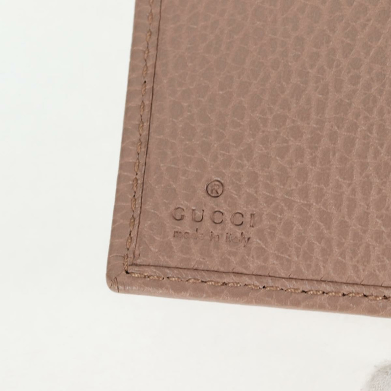 【日本直送】GUCCI 迷你對折皮夾，皮革材質，金色、粉紅色、米色，貨號 523193 1147，正品編號 135025A-18