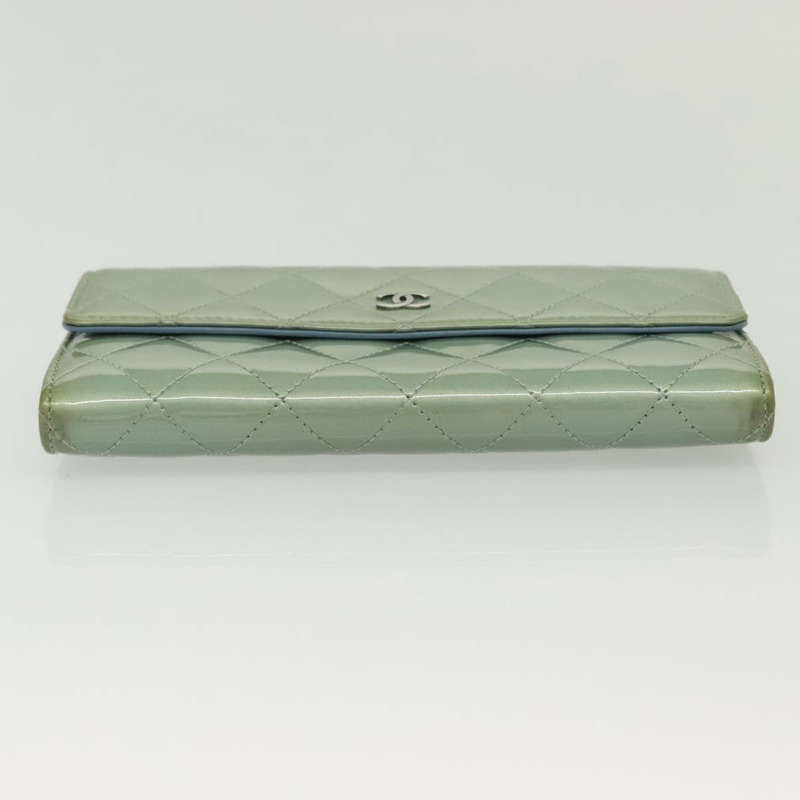 【日本直送】香奈兒 (CHANEL) Matelasse 長版皮夾 琺瑯綠 銀色 CC Auth 138942-6