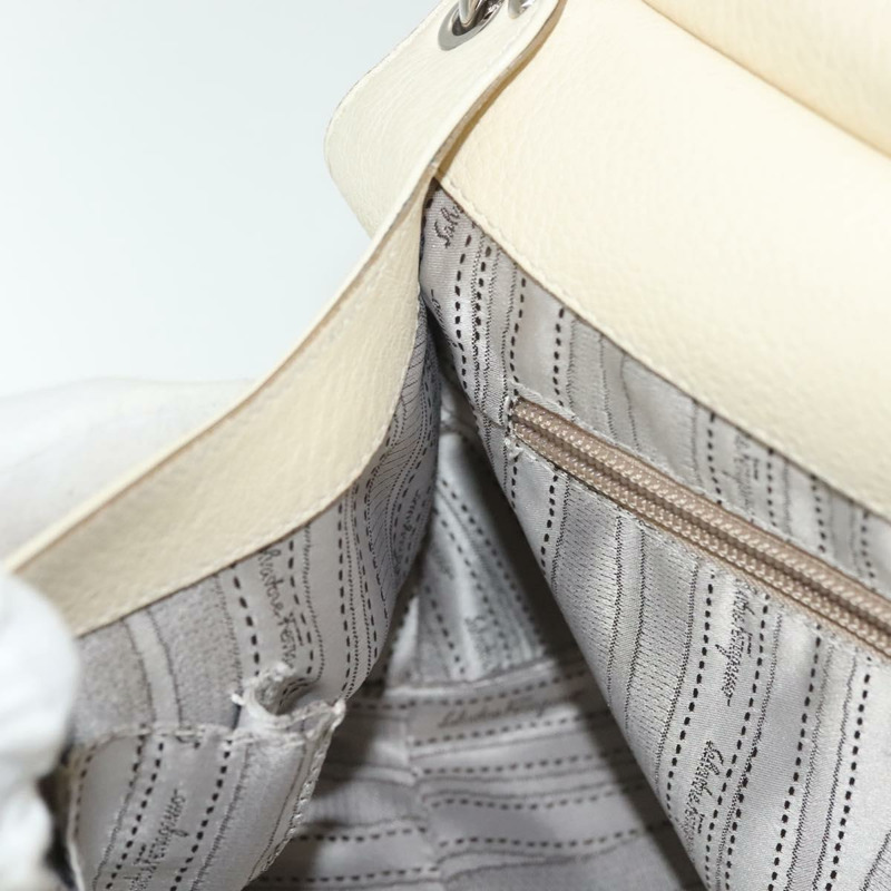 【日本直送】Salvatore Ferragamo Gancini 皮革肩背包 白色 銀色 正品 138871-19