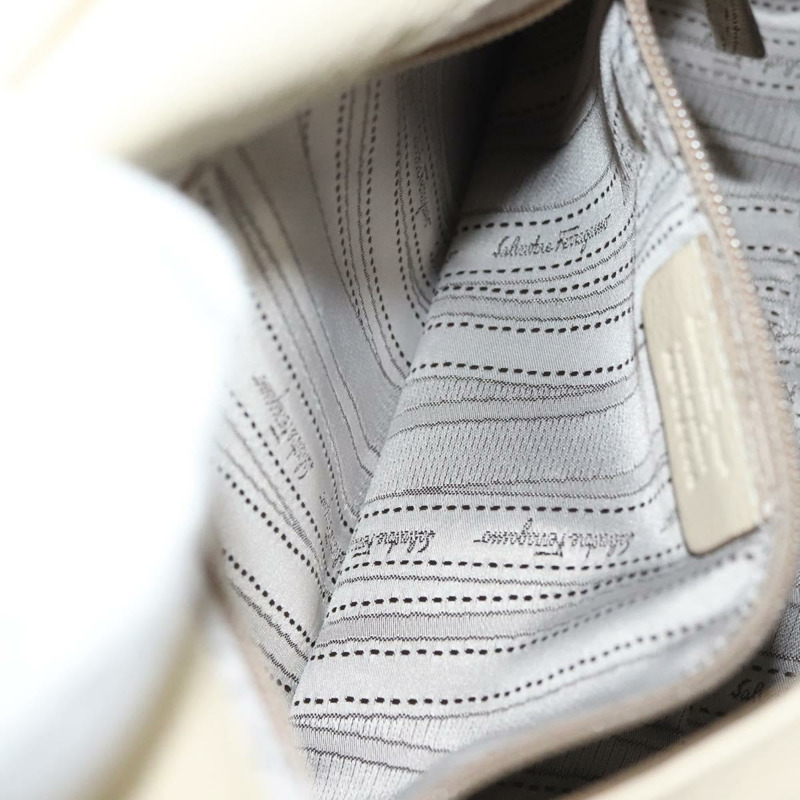 【日本直送】Salvatore Ferragamo Gancini 皮革肩背包 白色 銀色 正品 138871-21